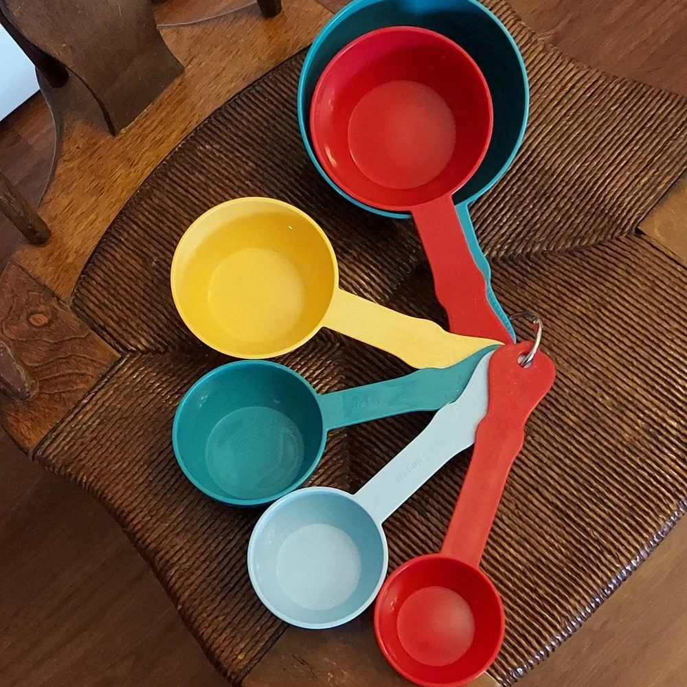The Pioneer Woman Bright Red and Teal Measuring Spoon Set - Picture 3 of 5